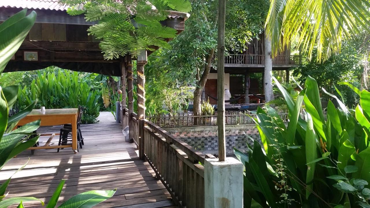 O'Hamok Family Homestay Баттамбанг Экстерьер фото