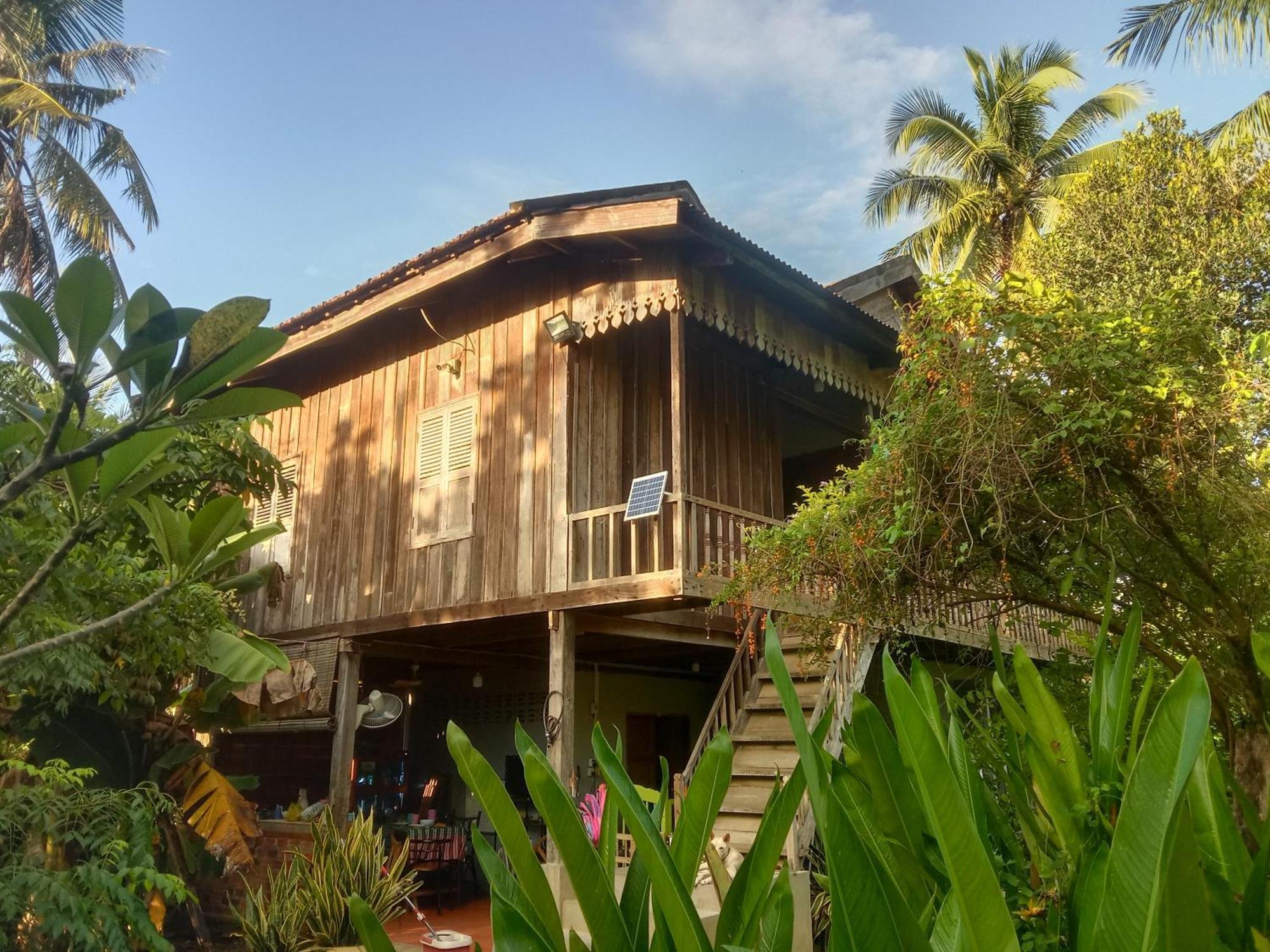 O'Hamok Family Homestay Баттамбанг Экстерьер фото